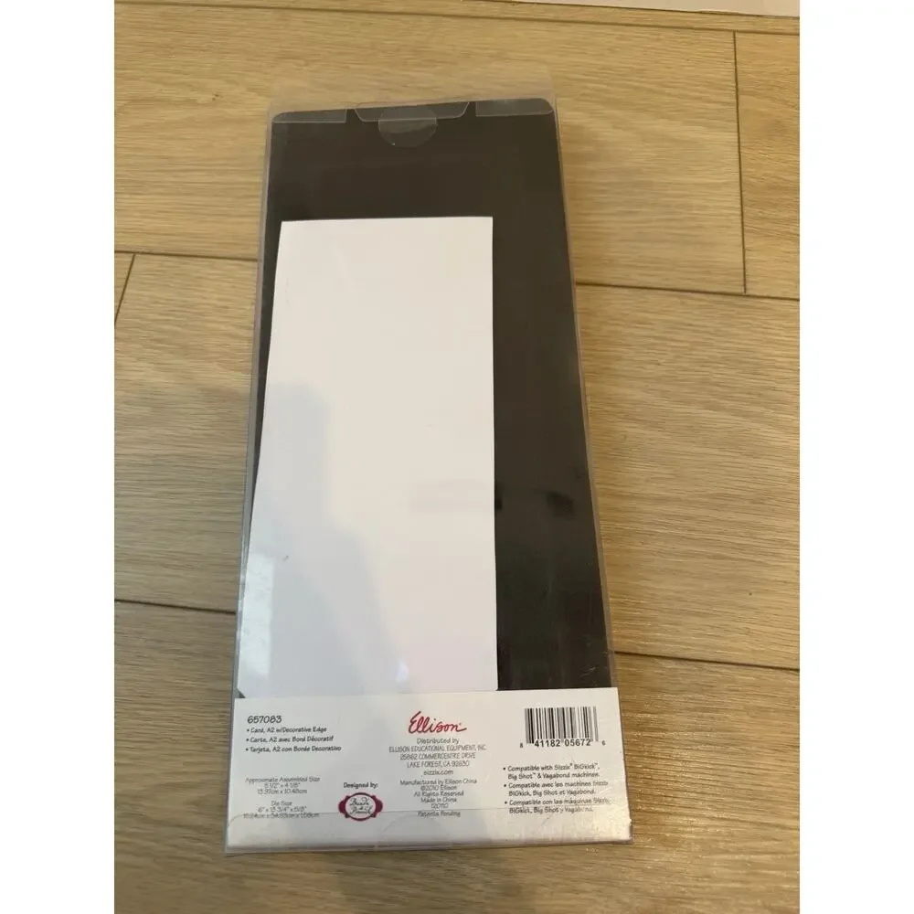 Sizzix A2 Card with Decorative Edge #657083 Approx Size 5 1/2 x 4 1/8